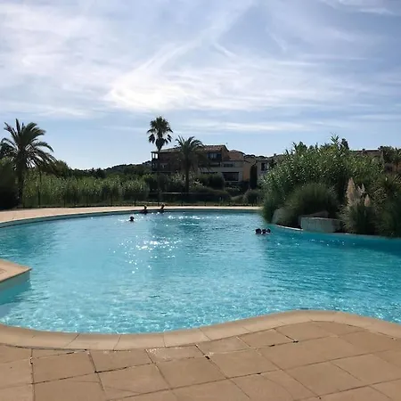 Sur La Avec Piscine